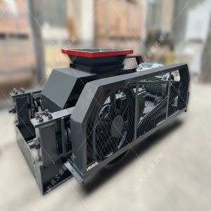 不挑食的 “實(shí)力派”：雙齒輥破碎機(jī)如何輕松應(yīng)對礦石開采中的多樣物料？?