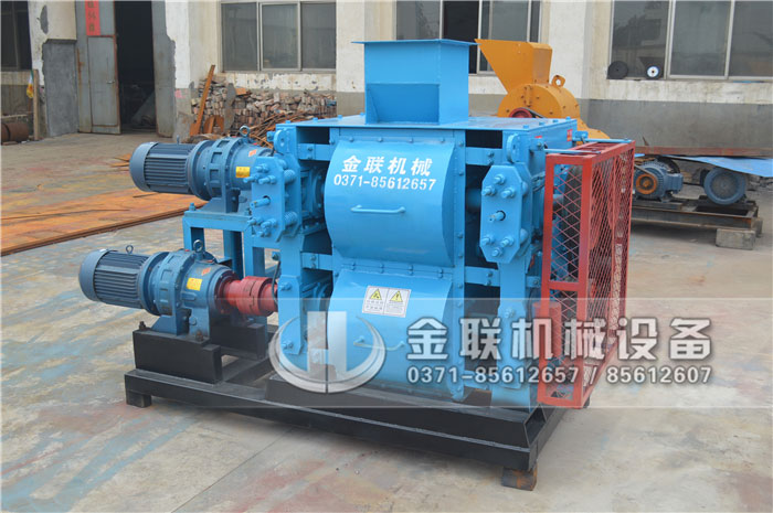 四輥式破碎機是怎樣工作的,它都有哪些性能優(yōu)勢? 四輥式破碎機是怎樣工作的,它都有哪些性能優(yōu)勢?