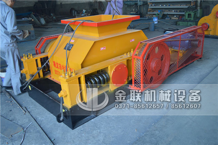 齒式破碎機是怎樣調整排料口大小的,型號有哪些? 齒式破碎機是怎樣調整排料口大小的,型號有哪些?