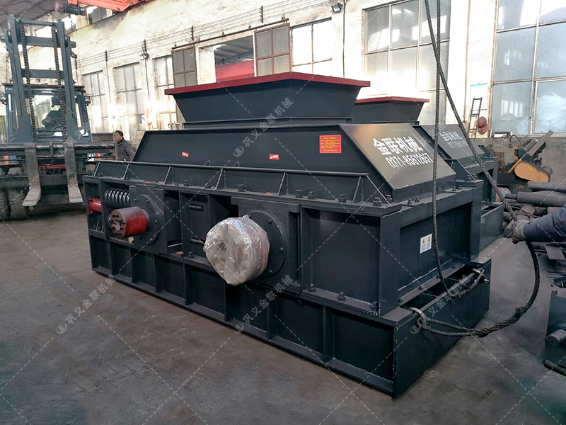 2PGY1208大型半自動液壓對輥制砂機發(fā)往廣西