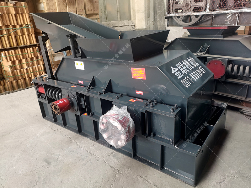 2PG0806彈簧式對輥制砂機-對輥破碎機發往河南