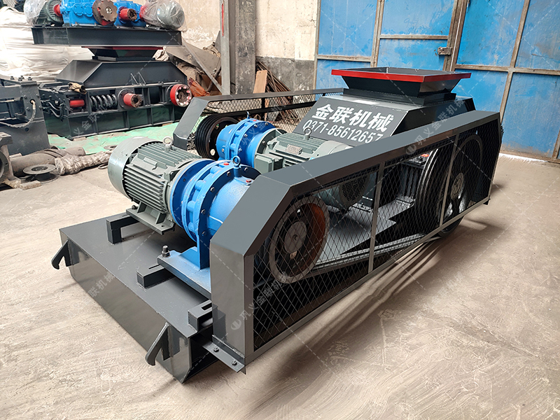 2PG400x400對輥破碎機發貨圖片_發往福建泉州_破碎瓜子石