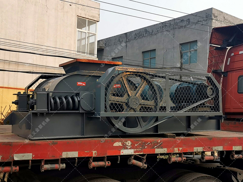 2臺2PGC雙齒輥破碎機發(fā)貨圖片_發(fā)往新疆哈密_破碎原煤