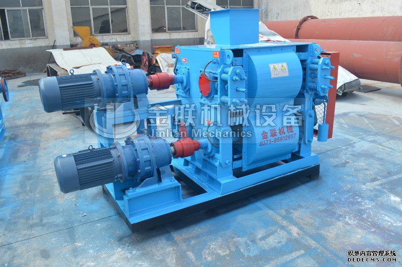 四齒輥煤炭破碎機3