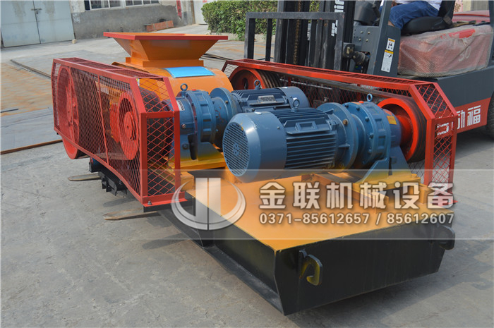 對(duì)輥制砂機(jī)1