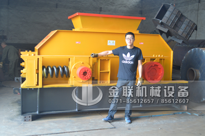 【對輥破碎機(jī)價(jià)格】對輥破碎機(jī)多少錢一臺?